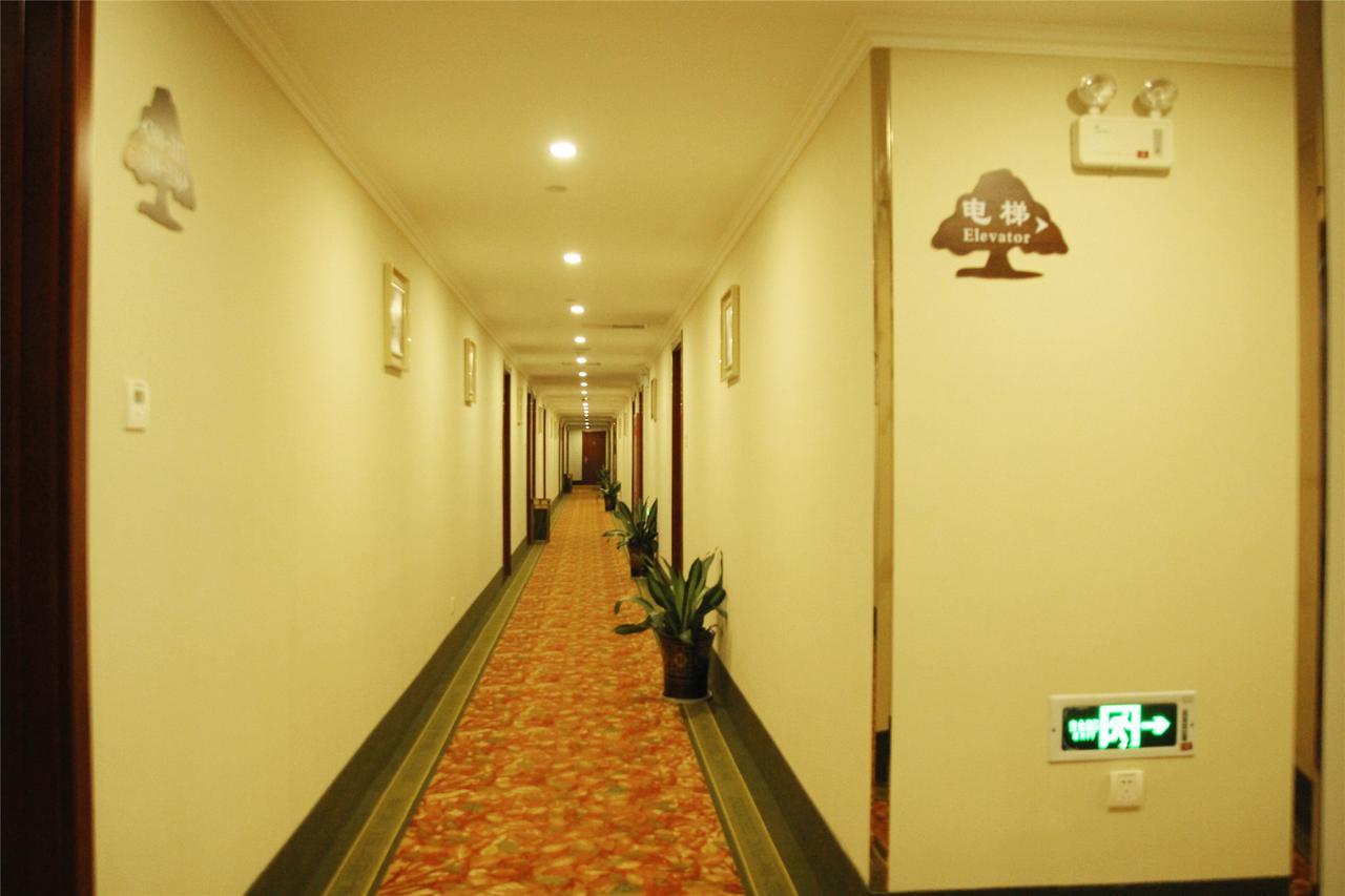 Greentree Inn Shandong Jinan Daming Lake Business Hotel Esterno foto