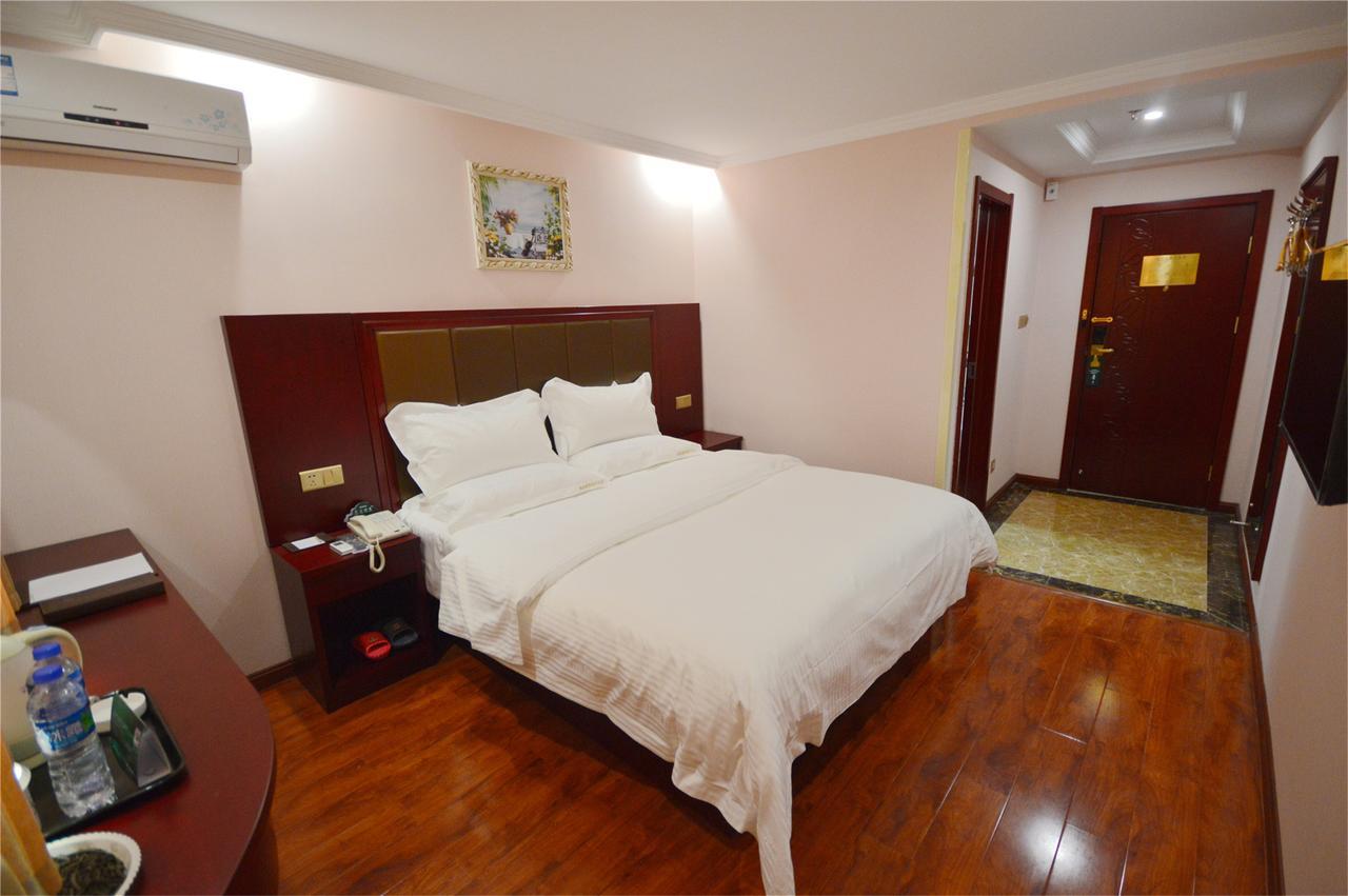 Greentree Inn Shandong Jinan Daming Lake Business Hotel Esterno foto