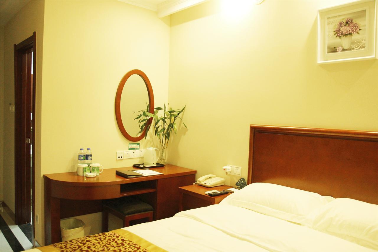 Greentree Inn Shandong Jinan Daming Lake Business Hotel Esterno foto