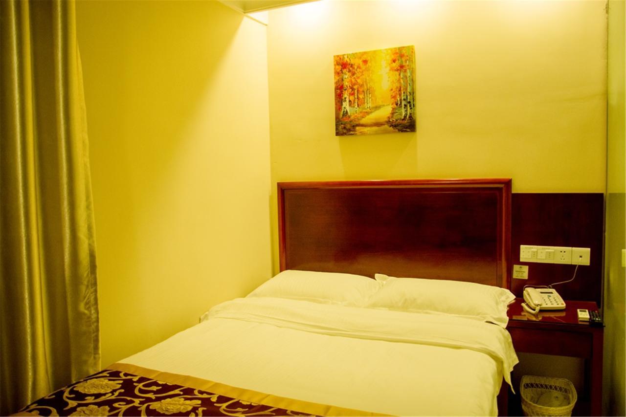 Greentree Inn Shandong Jinan Daming Lake Business Hotel Esterno foto