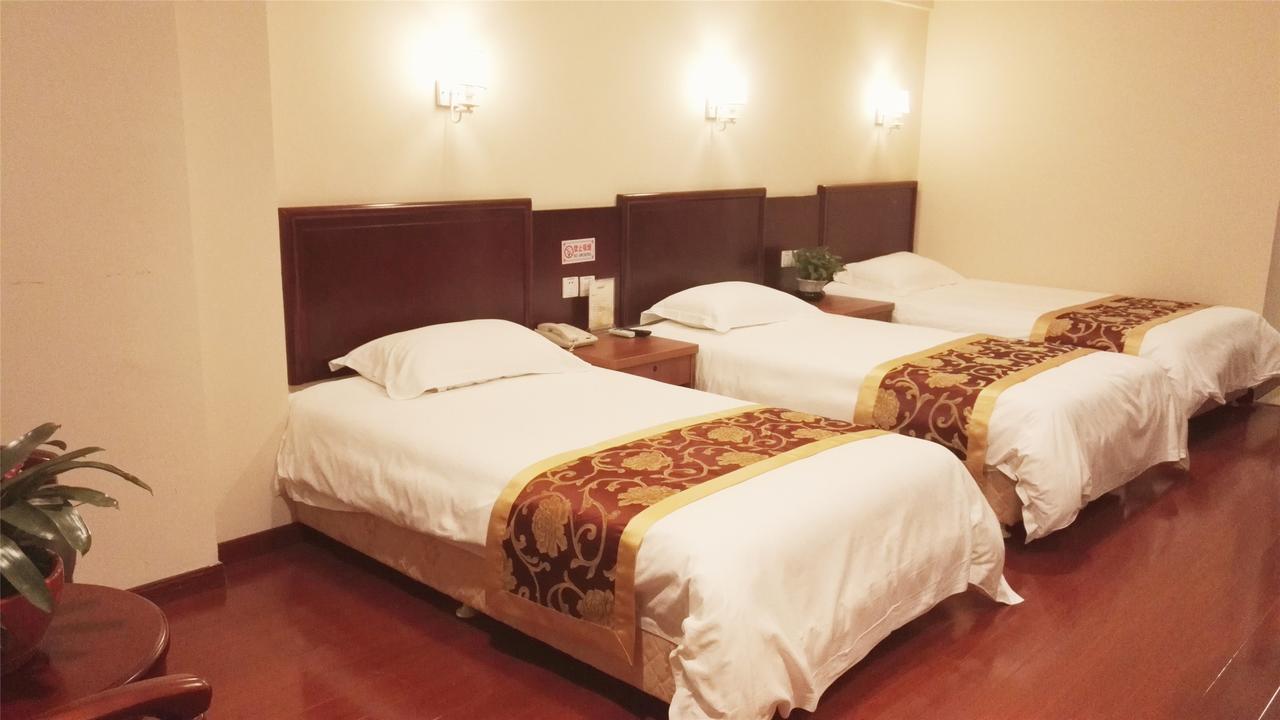 Greentree Inn Shandong Jinan Daming Lake Business Hotel Esterno foto
