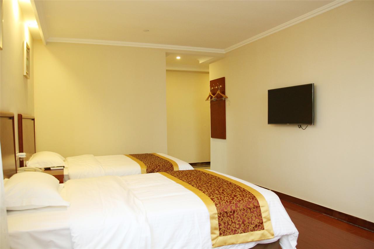 Greentree Inn Shandong Jinan Daming Lake Business Hotel Esterno foto